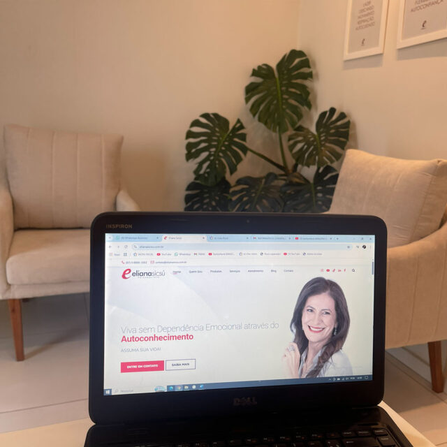 https://www.elianasicsu.com.br/wp-content/uploads/2026/06/notebook-640x640.jpg